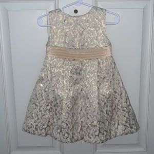 Heartstrings, 24M, A Lovely Princess Style Dress in Gold